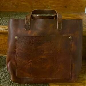 AP Portland Leather Lava Medium Crossbody (no zipper)